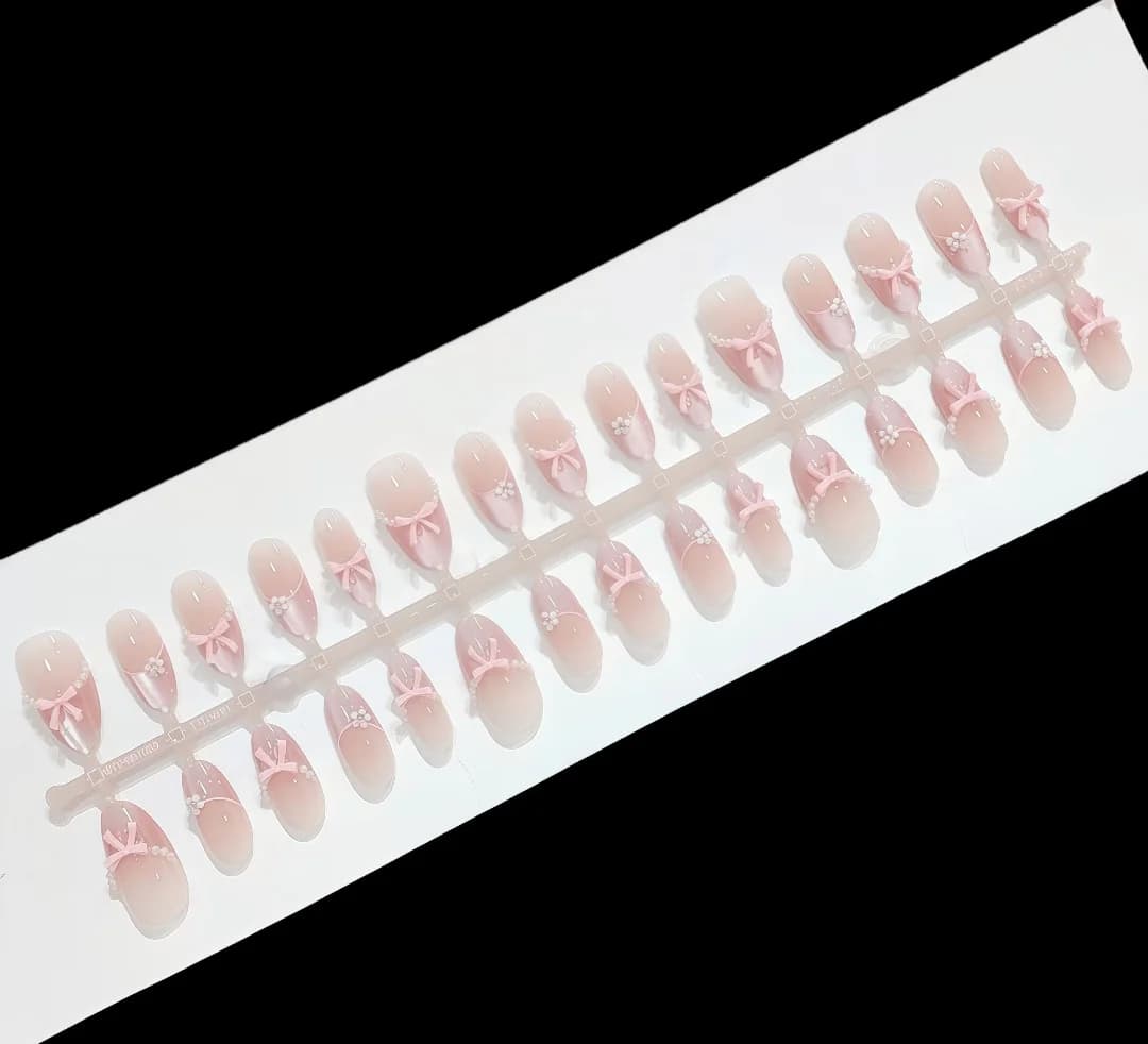 Unghii false Cat Eye cu sclipici, oval mediu, 30 de piese