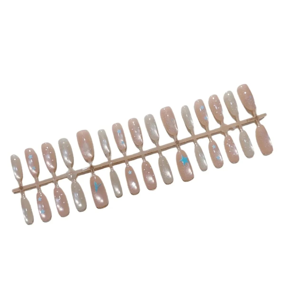 Unghii false efect ochi de pisică, design piersică deschisă și stele, 30 piese