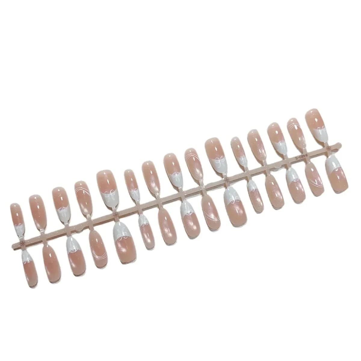 Unghii false tip Cat Eye, alb lăptos, formă ovală medie, 30 bucăți