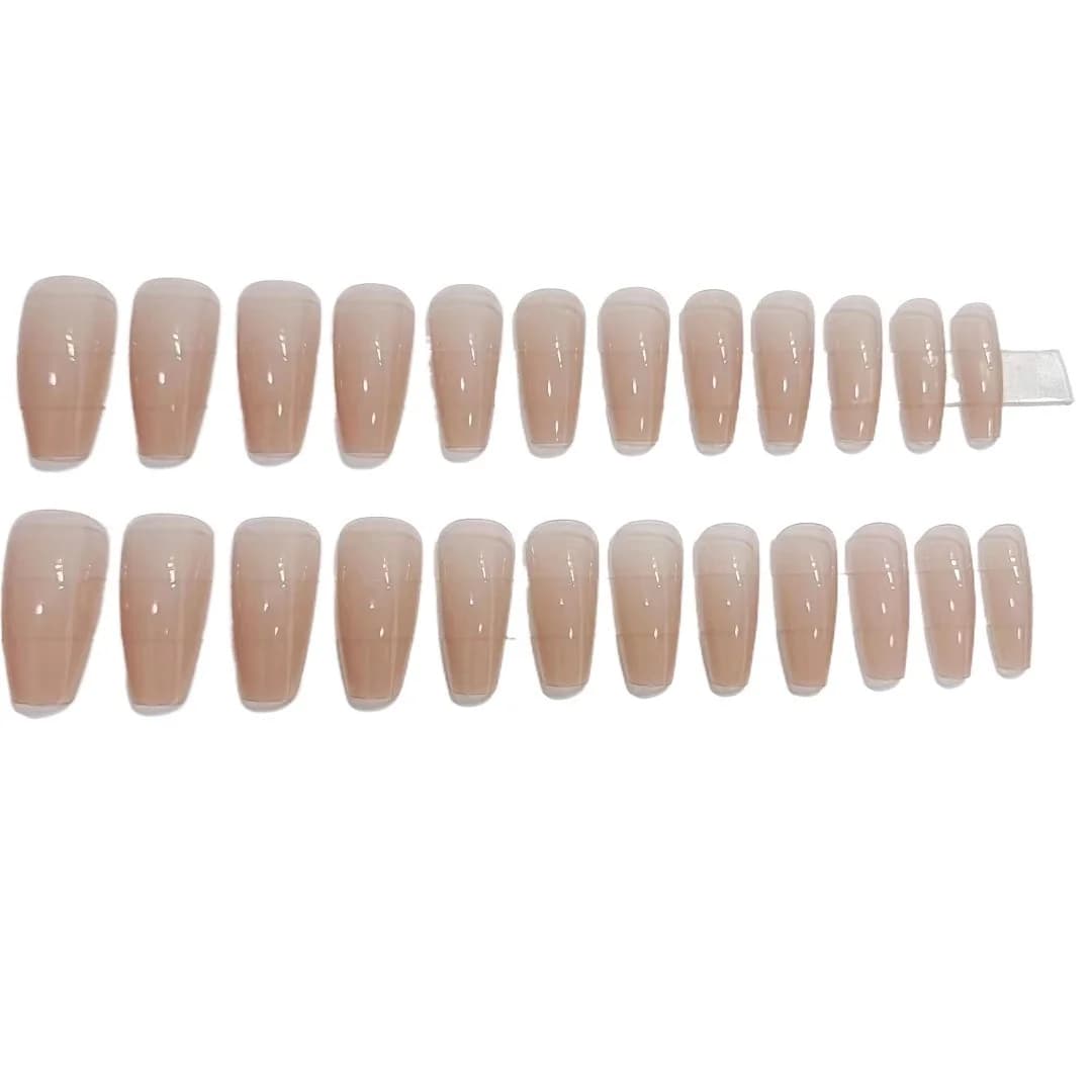 Unghii false lungi, formă cofin, nude translucid tip jelly, culoare uniformă