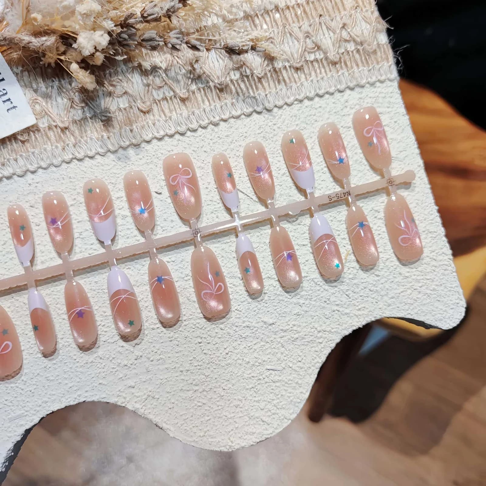 Unghii false tip Cat Eye, roz pal, 30 bucăți, reutilizabile